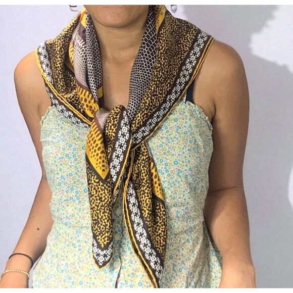 Roberto Cavalli Designer Silk Square Scarf Animal Print Gold Brown 34"x34" - Picture 3 of 10